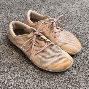 Women’s  Vivobarefoot shoes
